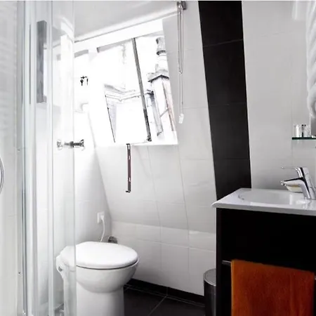 2 P - Ternes- Lumineux - Vue Sur Les Toits De アパート