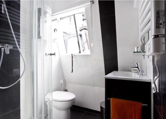 2 P - Ternes- Lumineux - Vue Sur Les Toits De アパート